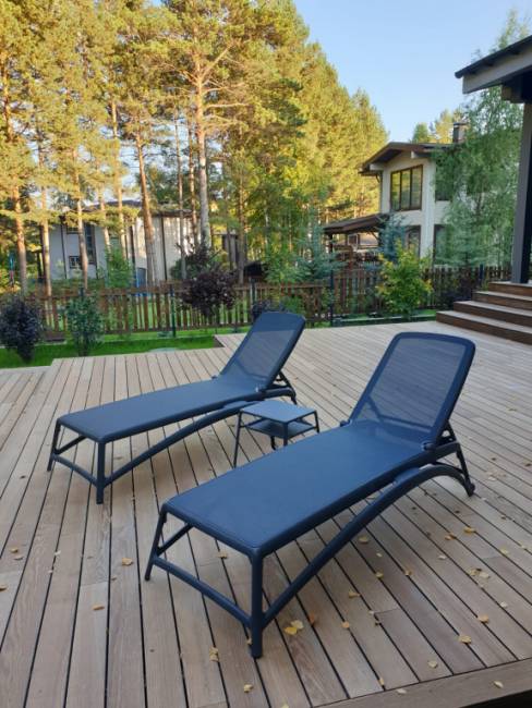 Шезлонг-лежак пластиковый Atlantico антрацит 1720-2040х700х350 мм Шезлонг-лежак пластиковый Atlantico антрацит 1720-2040х700х350 мм