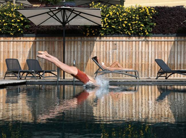 Шезлонг-лежак пластиковый Atlantico антрацит 1720-2040х700х350 мм Шезлонг-лежак пластиковый Atlantico антрацит 1720-2040х700х350 мм