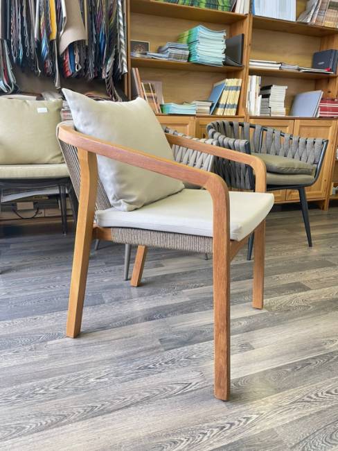 Кресло деревянное с подушками Pablito 660х580х740 мм