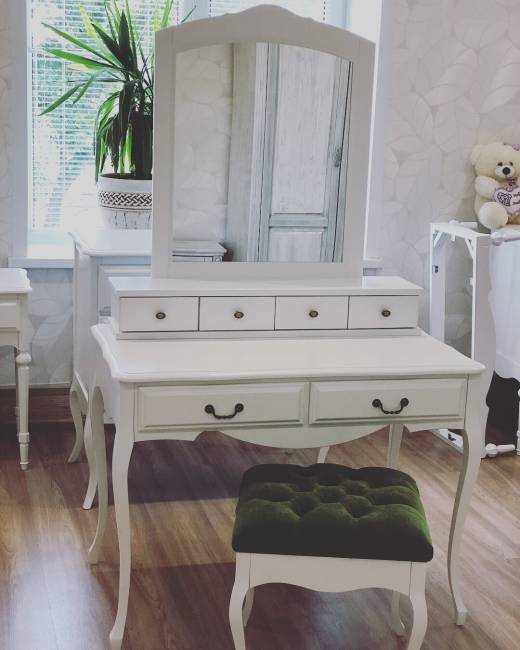 Туалетный стол Малонн Ави Белый