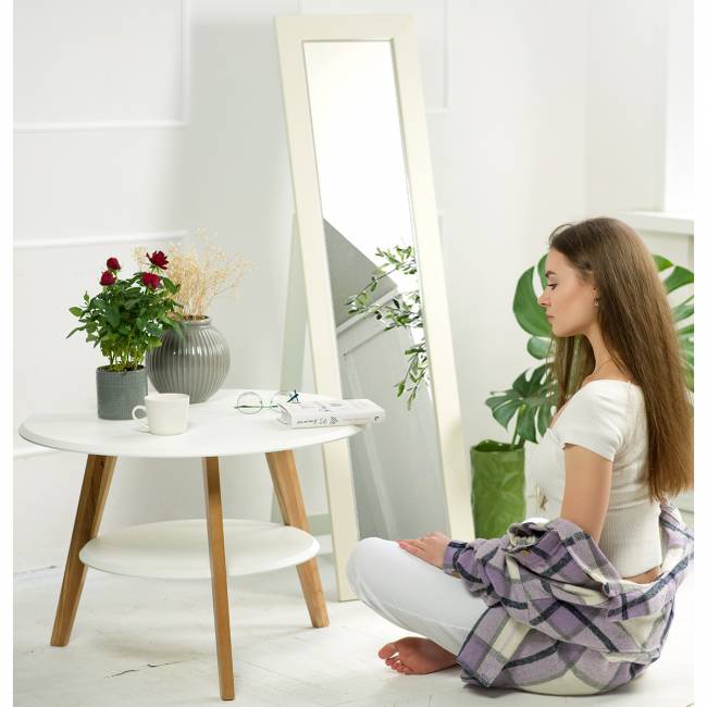 Зеркало напольное BeautyStyle 8 слоновая кость 138 см х 35 см Зеркало напольное BeautyStyle 8 слоновая кость 138 см х 35 см