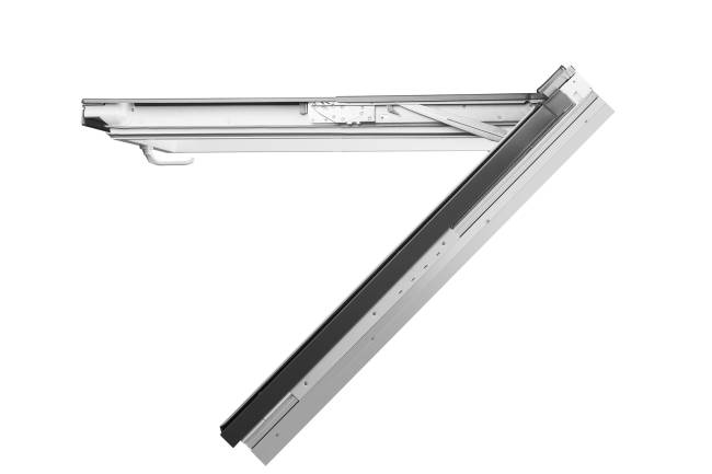 Деревянное мансардное окно PPP-V U3 PRESELECT MAX с комбинированной системой открывания