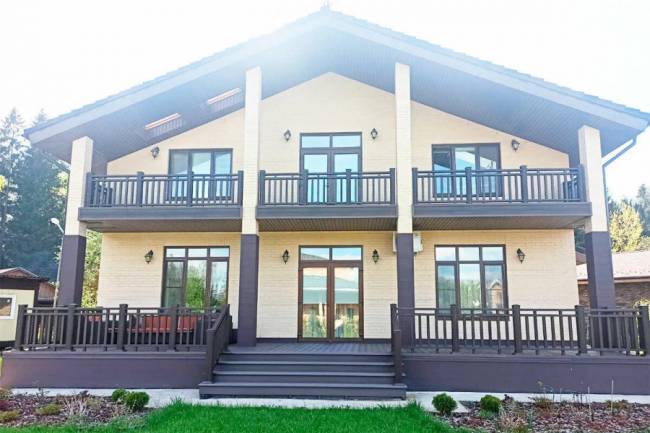 Заглушка в балясину NauticPrime, венге Заглушка в балясину NauticPrime, венге